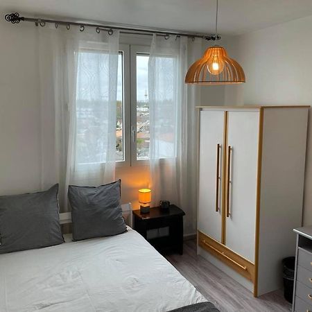 Chambre Chez L'Habitant Pres De Bordeaux Cenon Exterior foto